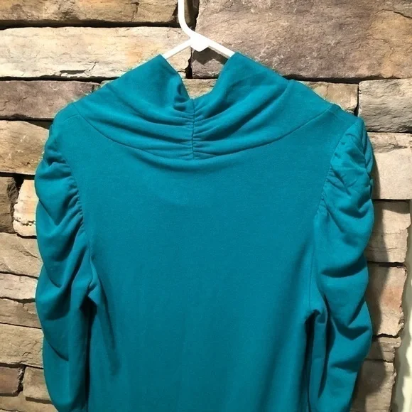 New directions size medium ruffle sleeve shirt - Picture 11 of 14